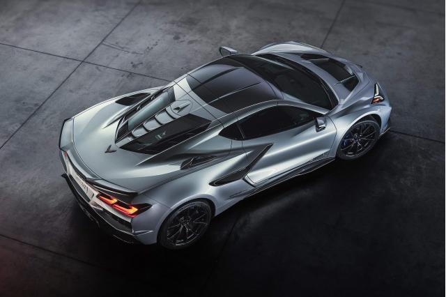 Νέα  Corvette ZR1X: Το απόλυτο αμερικανικό hypercar με 1.250 ίππους 